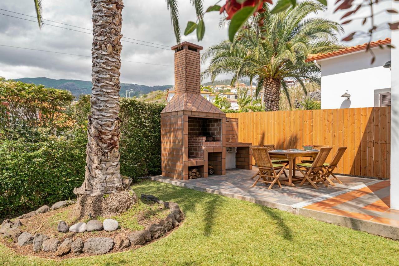 Southern Sunny House By An Island Apart Calheta  Eksteriør billede